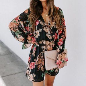 Floral dress v-neck